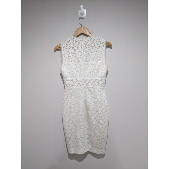 Elizabeth and James White Levine Laser Cut Dress Size 6 - Picture 2 of 8